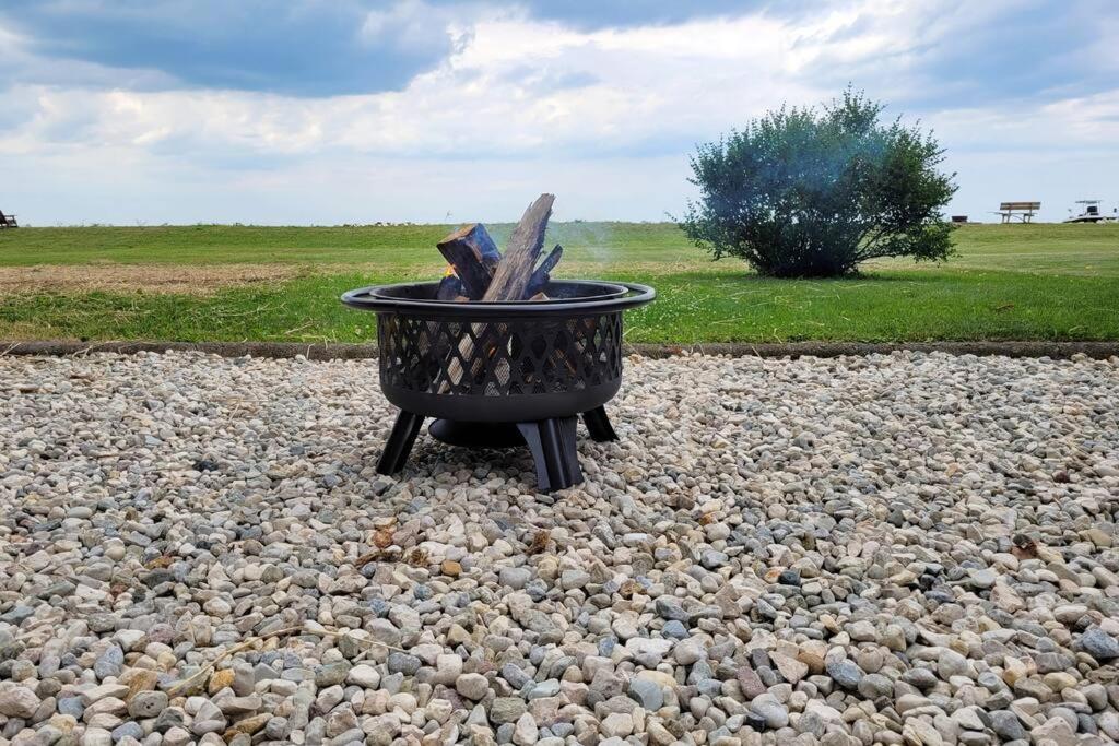 Waterfront Cottage Near Lambeau And Door County! グリーンベイ エクステリア 写真