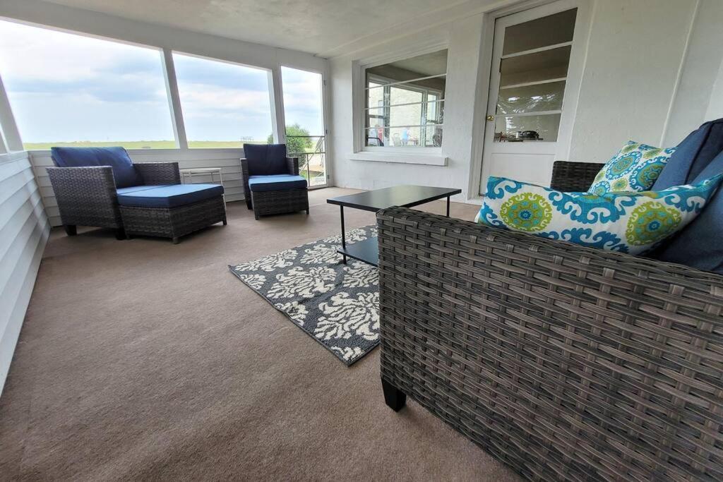 Waterfront Cottage Near Lambeau And Door County! グリーンベイ エクステリア 写真